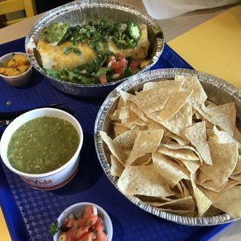 Costa Vida - Mexican Near Me - Apple Valley, Minnesota