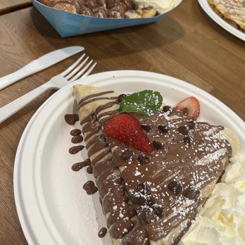 Fraise Cafe - Custom chocolate/strawberry crepe! - Creperies Near Me - Fullerton, California Fraise Cafe - Custom chocolate/strawberry crepe! - Creperies Near Me - Fullerton, California