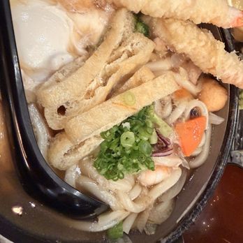 Sushi Sei - Nabeyaki udon - Sushi Bars Near Me - Vancouver, British Columbia