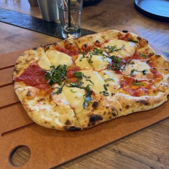 Old Stove Brewing - Pike Place - Margarita pizza - Brewpubs Near Me - Seattle, Washington Old Stove Brewing - Pike Place - Margarita pizza - Brewpubs Near Me - Seattle, Washington