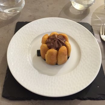 Il était une fois - Small chocolate cake for dessert. - French Near Me - Aix En Provence, 13
