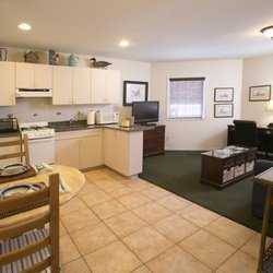 Whitman Motor Lodge