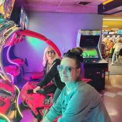 Sweet 16 Lanes - Games for all