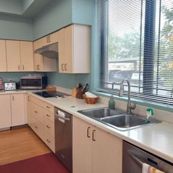Hospice of the Valley - West Clinical