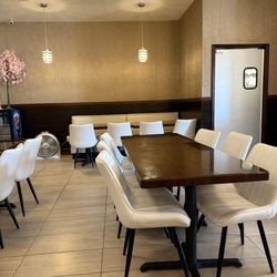 Sizzle It Asian Bistro - Dining Inside