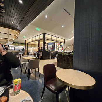 Chase Sapphire Lounge - Airport Lounges Near Me - Las Vegas, Nevada