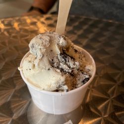 Pazzo Gelato - Cookies n cream