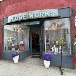 Wedge Works Art & Home - A picture of an establishment you should avoid