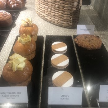 Bachour - Bakeries Near Me - Coral Gables, Florida