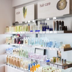 Madison Avenue Boutique Hair Studio - Quality products - Aveda
