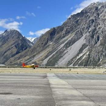 Southern Lakes Helicopters - Aerial Tours Near Me - Canterbury, CAN