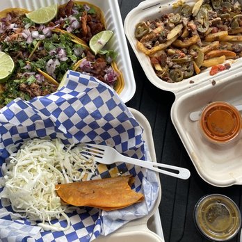 El Cocinero - Birria tacos, regular tacos and loaded asada fries - Mexican Near Me - Van Nuys CA, California El Cocinero - Birria tacos, regular tacos and loaded asada fries - Mexican Near Me - Van Nuys CA, California