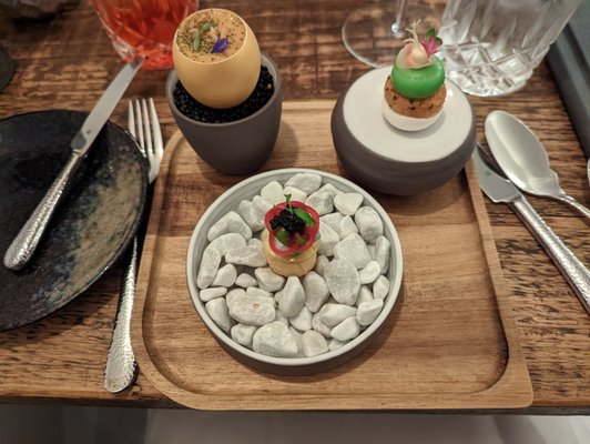Restaurant Jellyfish by Stefan Fäth by null