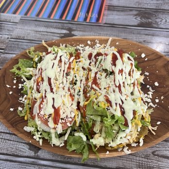El Chamo Arabe - Pattacones - Mediterranean Near Me - Albuquerque, New Mexico