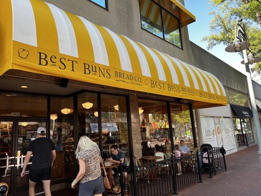 Best Buns Bakery & Burgers by null