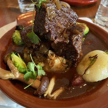 LaSalette Restaurant - Pot roast - Portuguese Near Me - Sonoma, California LaSalette Restaurant - Pot roast - Portuguese Near Me - Sonoma, California