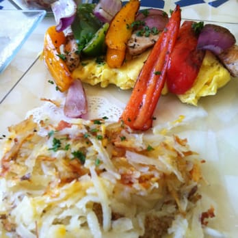 Batter & Berries - Deconstructed chicken fajita - Breakfast & Brunch Near Me - Chicago, Illinois