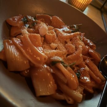 Élephante - Spicy Calabrian Vodka Pasta - Italian Near Me - Santa Monica, California Élephante - Spicy Calabrian Vodka Pasta - Italian Near Me - Santa Monica, California