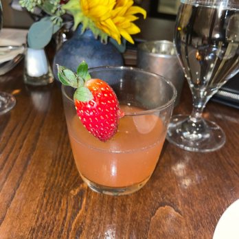 Hamilton's Kitchen - Red lady cocktail - New American Near Me - Winter Park, Florida