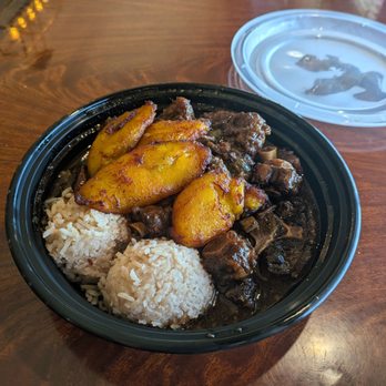 Back A Yard Caribbean Grill - Ox tail plate - Caribbean Near Me - Campbell, California