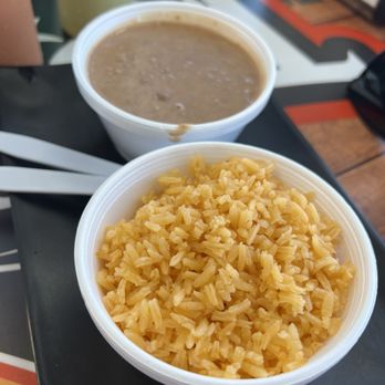 Los Tapatios Taco Shop - Side of rice and beans - Tacos Near Me - Universal City, Texas