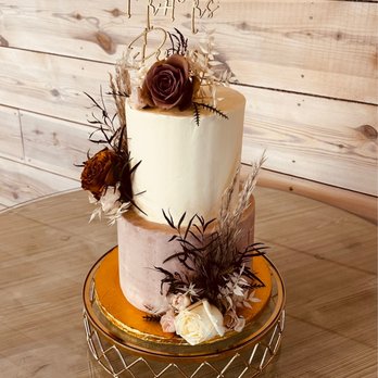MeeChelly Cakes - Simple but elegant wedding cake. - Custom Cakes Near Me MeeChelly Cakes - Simple but elegant wedding cake. - Custom Cakes Near Me