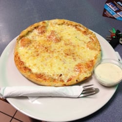 Istanbul Pizzeria - Food, glorious food. Enjoy.
