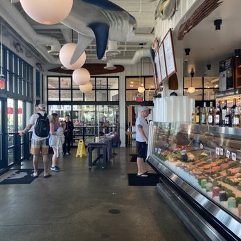 Bear Flag Fish - Indoor fish market & order area - Seafood Near Me - Huntington Beach, California