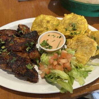 Jalapeño Cantina - Guava bbq ribs with tostones - Mexican Near Me - Ponce, Puerto Rico Jalapeño Cantina - Guava bbq ribs with tostones - Mexican Near Me - Ponce, Puerto Rico