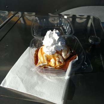 Build Your Own Cookie - Chocolate chip cookie, vanilla ice cream, hot caramel. Ahhhhh yeahhhh.... - Desserts Near Me - Chincoteague, Virginia