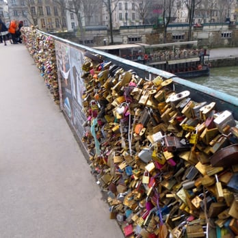 Pont de l'Archevêché - Landmarks & Historical Buildings Near Me - Paris, 75 Pont de l'Archevêché - Landmarks & Historical Buildings Near Me - Paris, 75