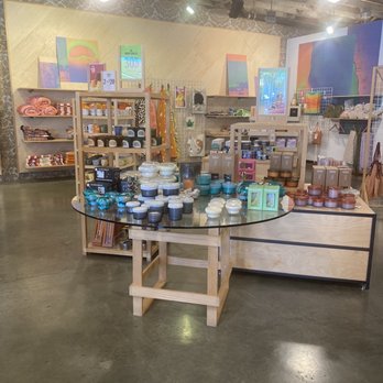 Urban Outfitters - Men's Clothing Near Me - Studio City, California Urban Outfitters - Men's Clothing Near Me - Studio City, California