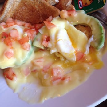 The Basic - Gross hollandaise - Breakfast & Brunch Near Me - Vancouver, British Columbia