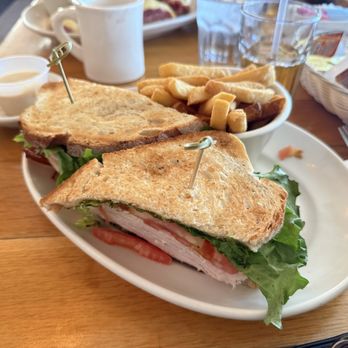 The Beehive - Turkey B.L.T. Sandwich - New American Near Me - Armonk, New York The Beehive - Turkey B.L.T. Sandwich - New American Near Me - Armonk, New York