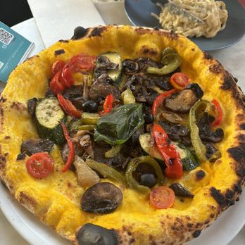 Pratolina - Le Jardin De Toscane - Pizza Near Me - Paris, 75