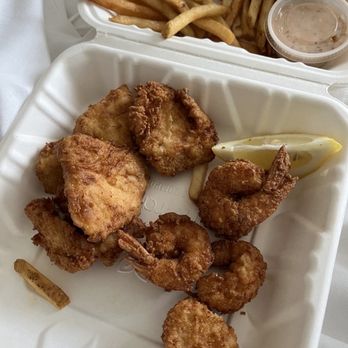 Summer Shack - $40 fisherman's platter takeout - Seafood Near Me - Uncasville, Connecticut