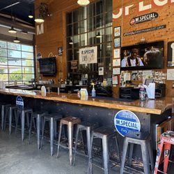 M. Special Brewing Company - Bar