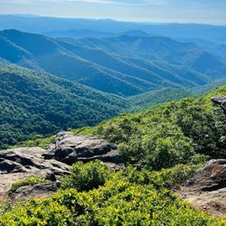Craggy Pinnacle Trail