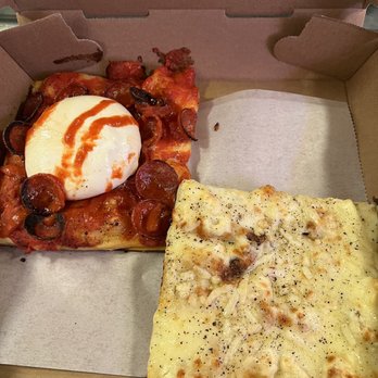 Unregular Pizza - Burrapizza Cafonata Cacio e pepe - Pizza Near Me - New York, New York