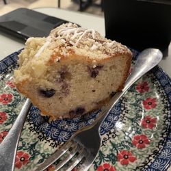 The Bubble Mug Cafe at Pottery Cellar - Blueberry coffee cake