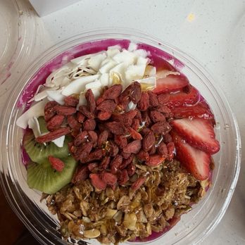 Toastique - Dragonberry Bowl - Juice Bars & Smoothies Near Me - Ann Arbor, Michigan