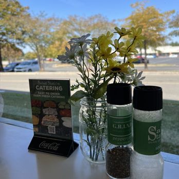 Salad Station - Nice touches on the tables - Salad Near Me - Gulfport, Mississippi Salad Station - Nice touches on the tables - Salad Near Me - Gulfport, Mississippi