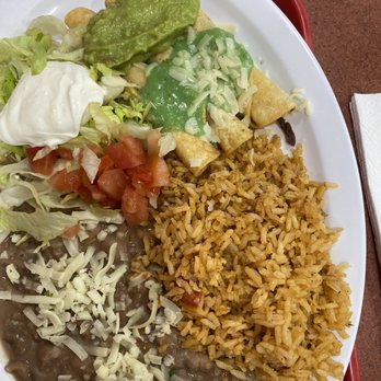 Rosarito Mexican Food - Taquito combo plate - Mexican Near Me - Pasadena, California Rosarito Mexican Food - Taquito combo plate - Mexican Near Me - Pasadena, California