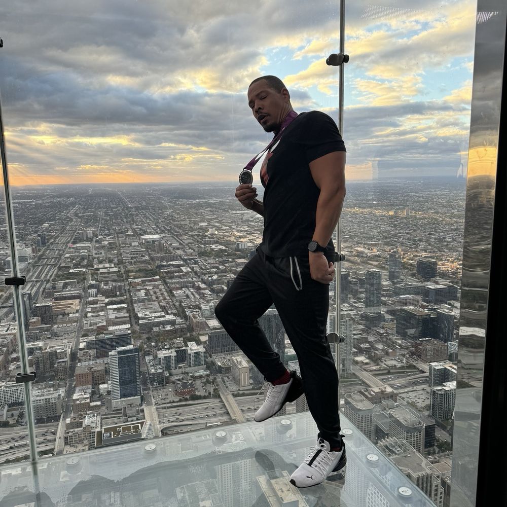 Skydeck - The skydeck boxes face the west side of the city. - Observatories Near Me - Chicago, Illinois