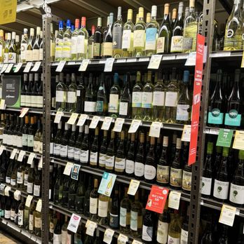 Total Wine & More - Excellent selection of Sauvignon Blanc. - Beer, Wine & Spirits Near Me - Newport Beach, California Total Wine & More - Excellent selection of Sauvignon Blanc. - Beer, Wine & Spirits Near Me - Newport Beach, California