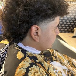 Mari And Andy Barber And Beauty Salon