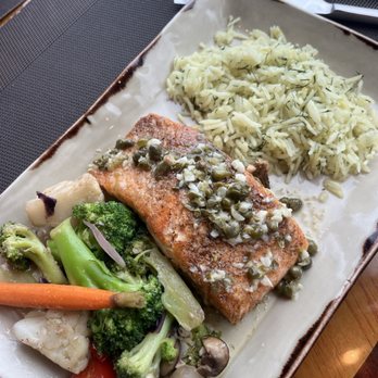 Vue Kitchen - Salmon special - New American Near Me - Gualala, California Vue Kitchen - Salmon special - New American Near Me - Gualala, California
