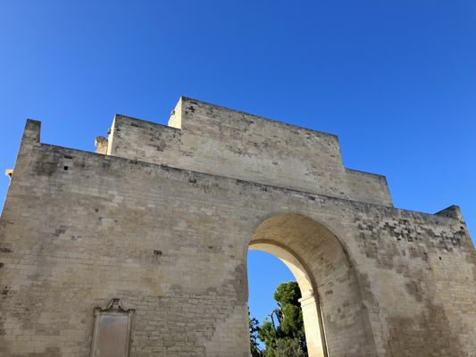 Porta Napoli by null