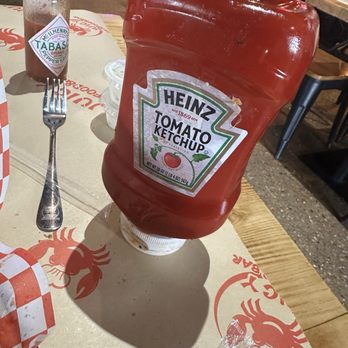 Juicy Seafood & Bar - Nasty bottle of ketchup - Cajun/Creole Near Me - Mesquite, Texas Juicy Seafood & Bar - Nasty bottle of ketchup - Cajun/Creole Near Me - Mesquite, Texas