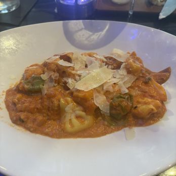 35 Brix - Tortellini bolognese - New American Near Me - Uniontown, Ohio